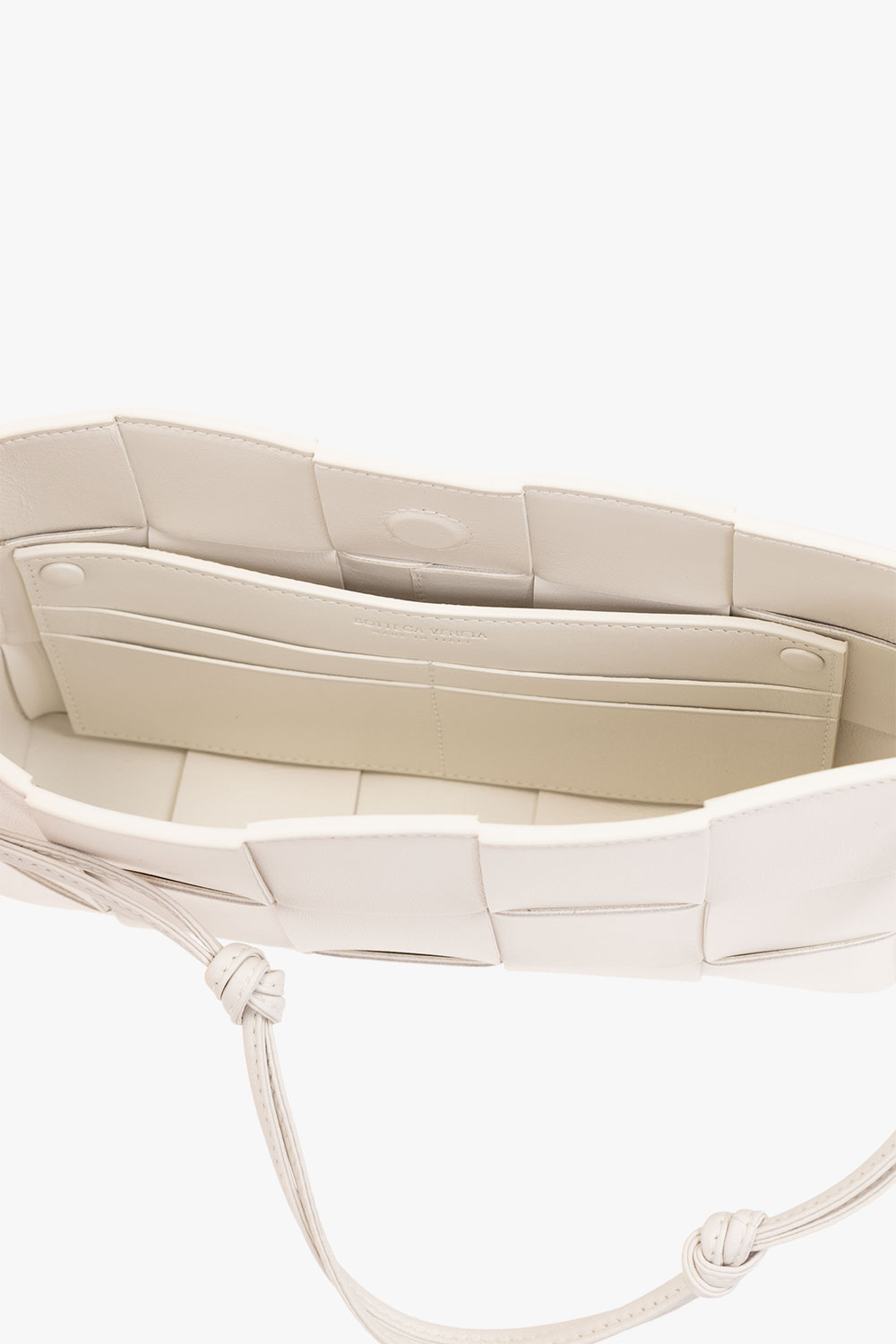 【BOTTEGA VENETA】Cassette Mini Shoulder Bag White Cassette leather shoulder bag in white - Bottega Veneta